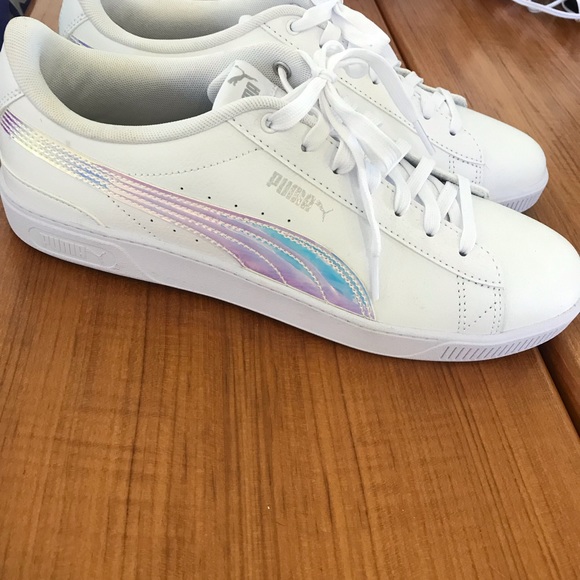 Puma Carina Prismatic Shoes NWOT - Picture 4 of 8